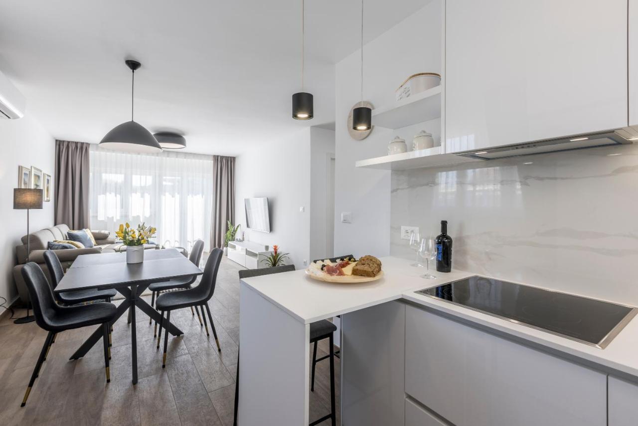 Domus Mea Apartment سبليت المظهر الخارجي الصورة